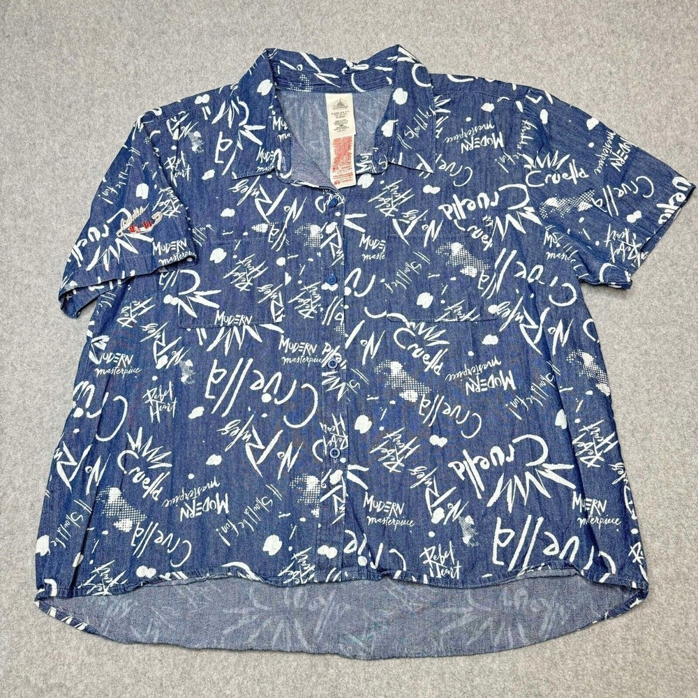 Disney‎ Denim Chambray Button Front Shirt Women's XL Blue Cruella Short Sleeve